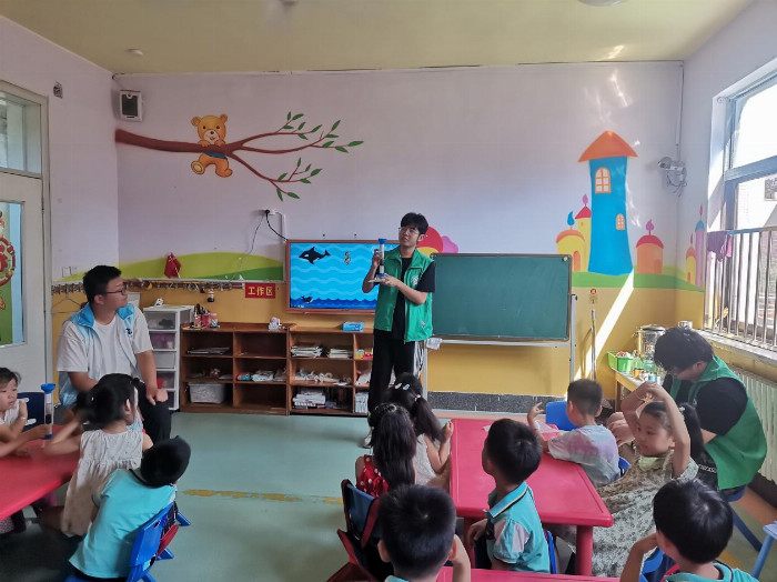 青 山绿水,“河”我守护|日本动漫
“河”你守绿实践团筑梦绿色新篇章